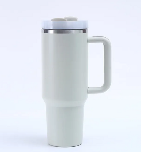 The Montavra Titan™ 40oz Thermal Matrix
