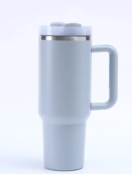 The Montavra Titan™ 40oz Thermal Matrix
