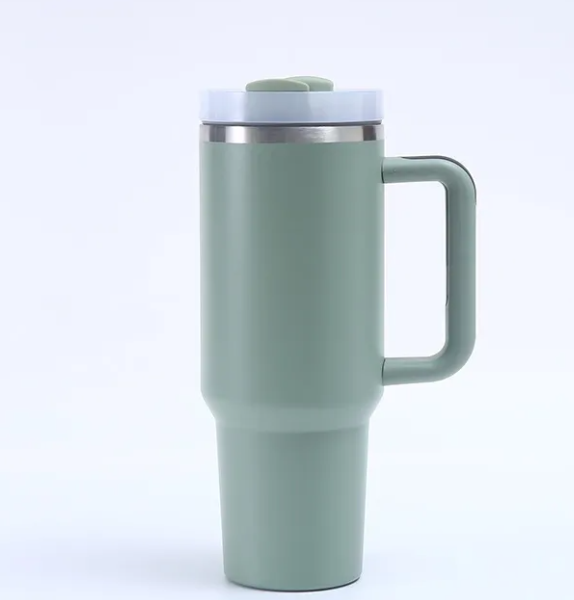 The Montavra Titan™ 40oz Thermal Matrix