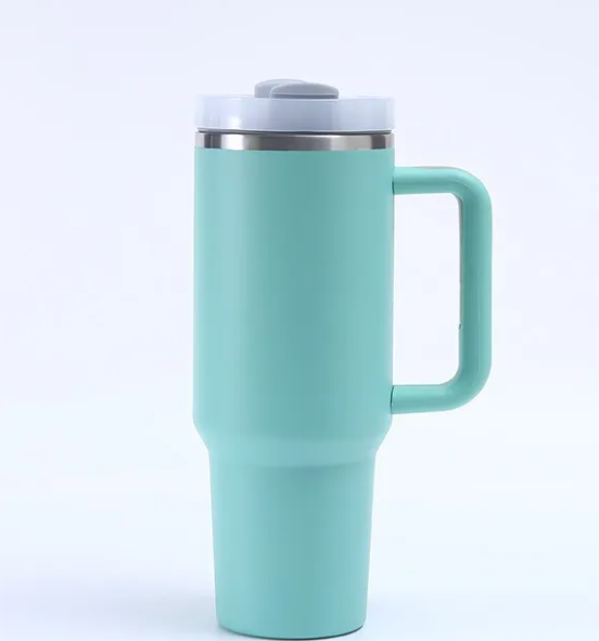 The Montavra Titan™ 40oz Thermal Matrix